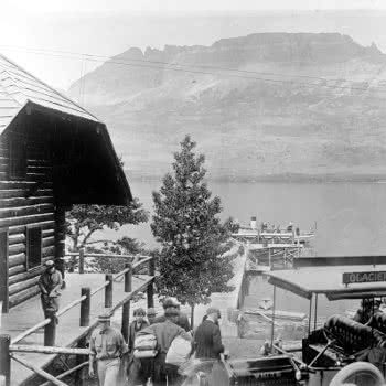 Il Glacier National Park fu istituito l’11 maggio 1910 con atto firmato dal Presidente William Howard Taft.